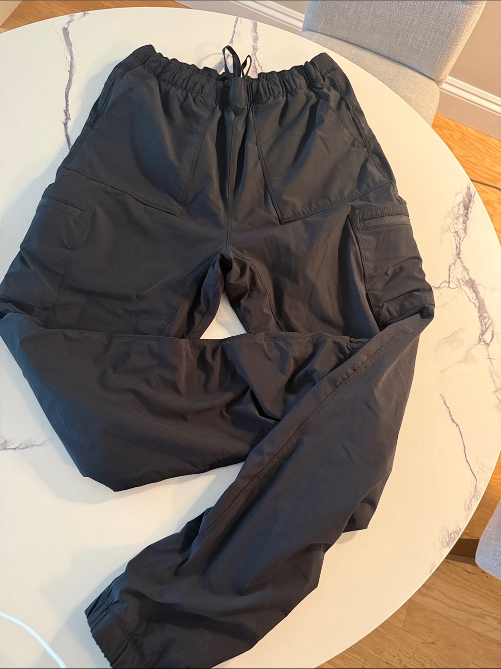 Women’s Eddie Bauer Cargo Joggers Size T12